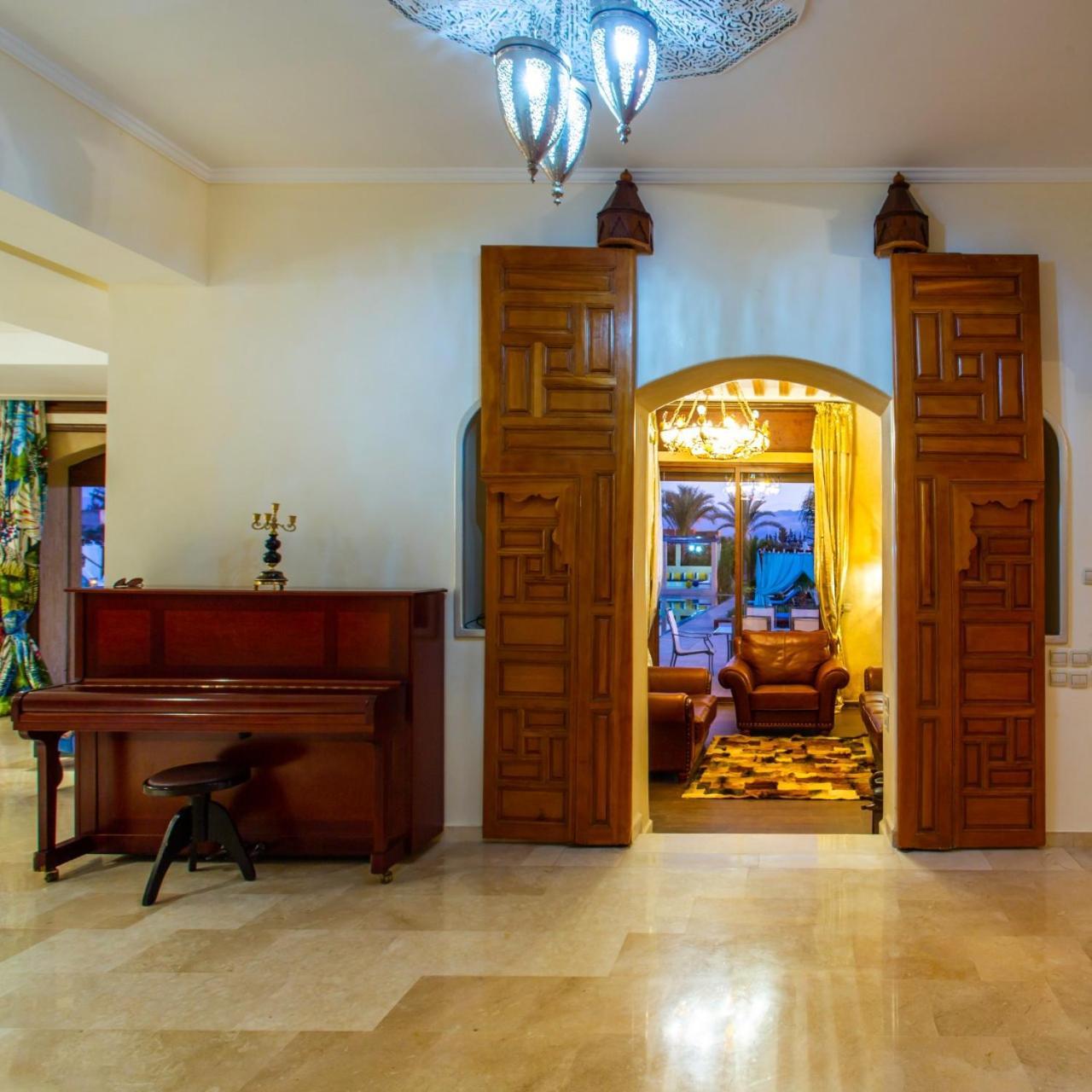 Palais Les Sources De L'Atlas & Spa El Harkat 외부 사진